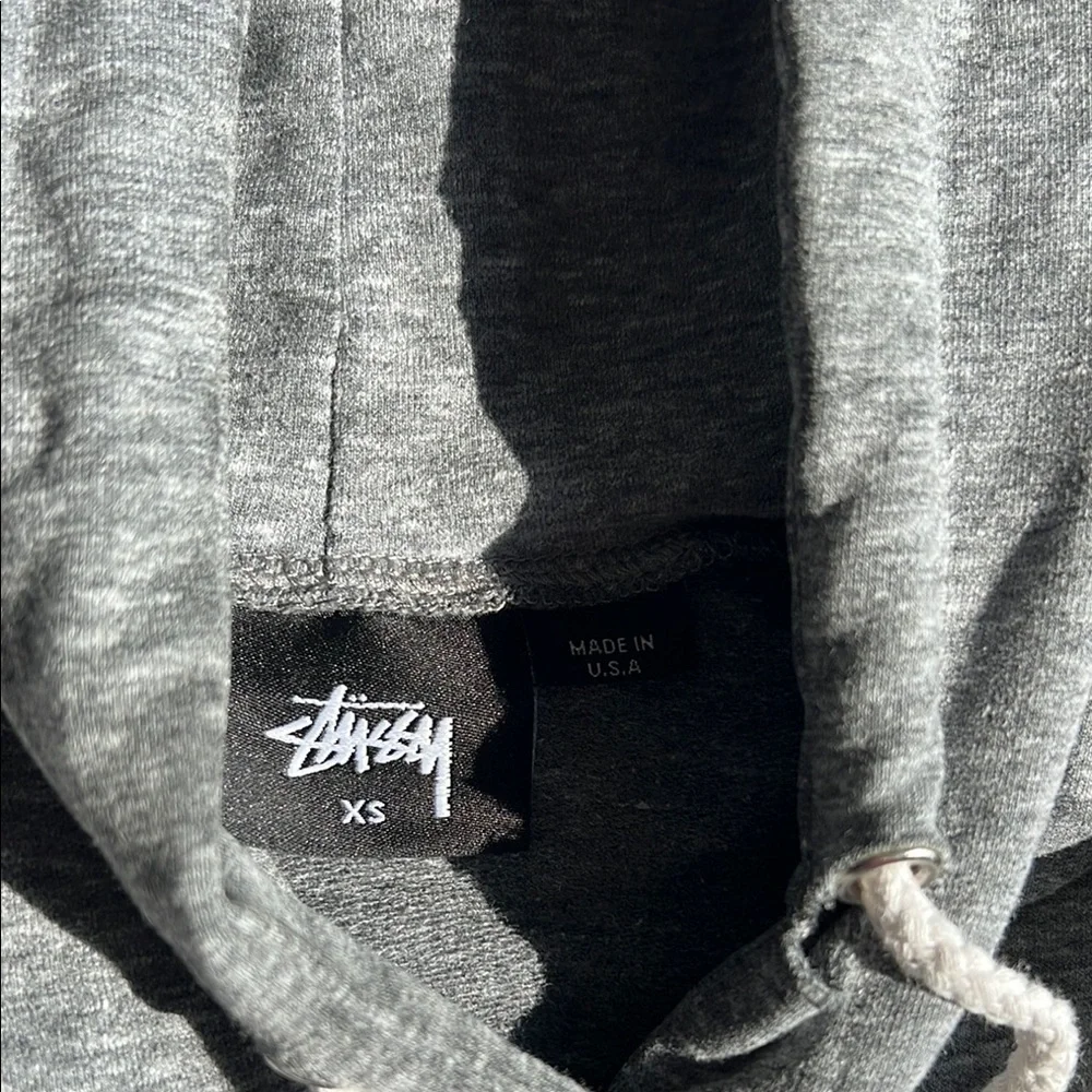 Stussy Gray Hoodie with Vibrant Graphic - Picture 5 of 8